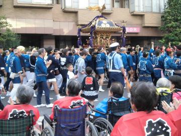 医療法人財団十全会|グループホーム  アローズ新宿