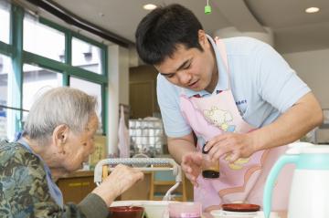 医療法人社団翠会|【練馬区初の在宅強化型老健】〜介護老人保健施設練馬ゆめの木〜