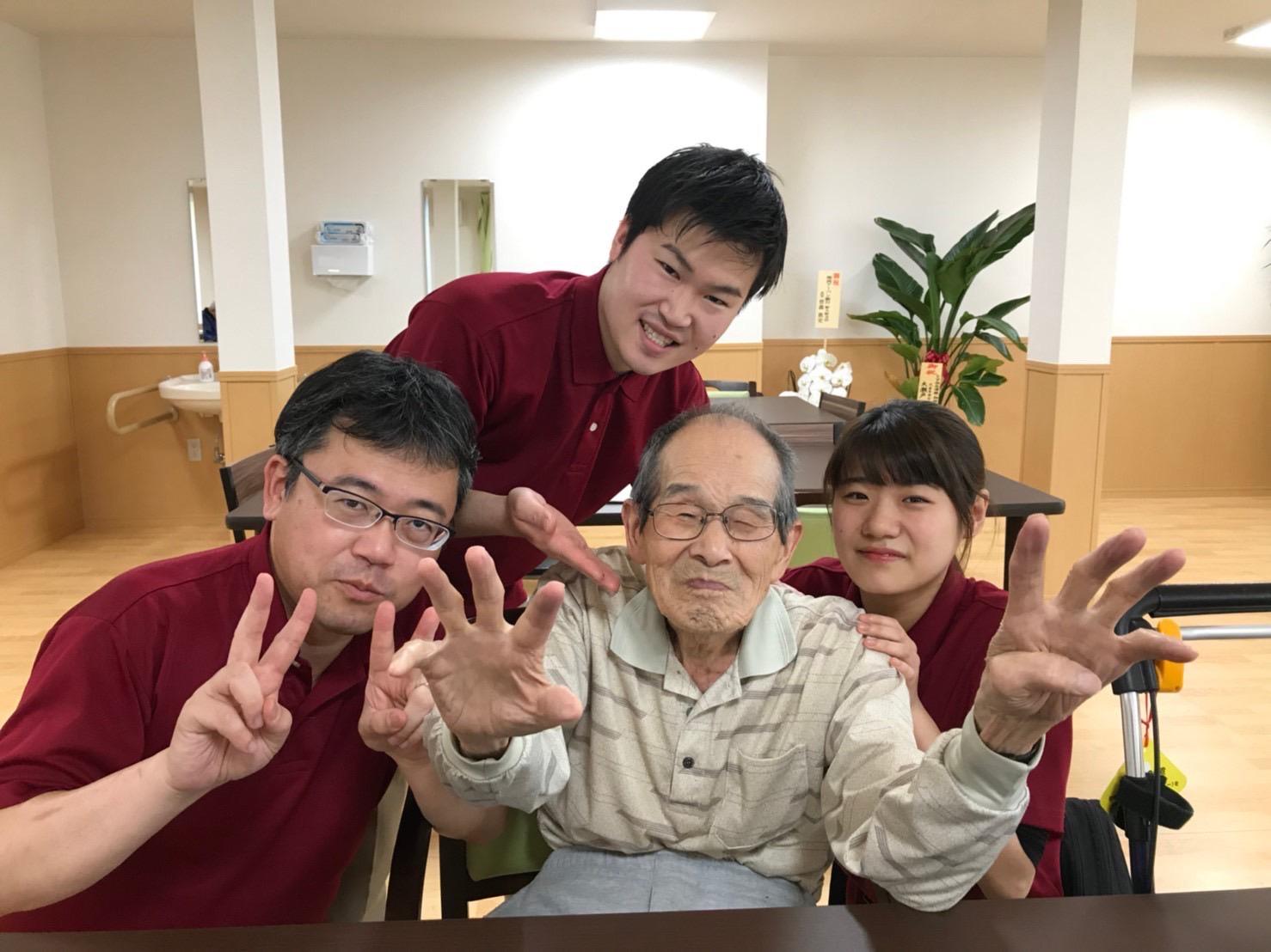 日本福祉サービス株式会社|日本福祉サービス株式会社（サ高住での勤務　大阪市　豊中市　箕面市　大東市　池田市　尼崎市　伊丹市）