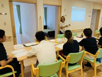 ヒューマンライフケア株式会社|【ヒューマンライフケア深草グループホーム】ケアマネジャー（計画作成担当＋施設長補佐）×正社員/gh038j27e01