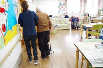 ヒューマンライフケア株式会社|【ヒューマンライフケア深草グループホーム】ケアマネジャー（計画作成担当＋施設長補佐）×正社員/gh038j27e01