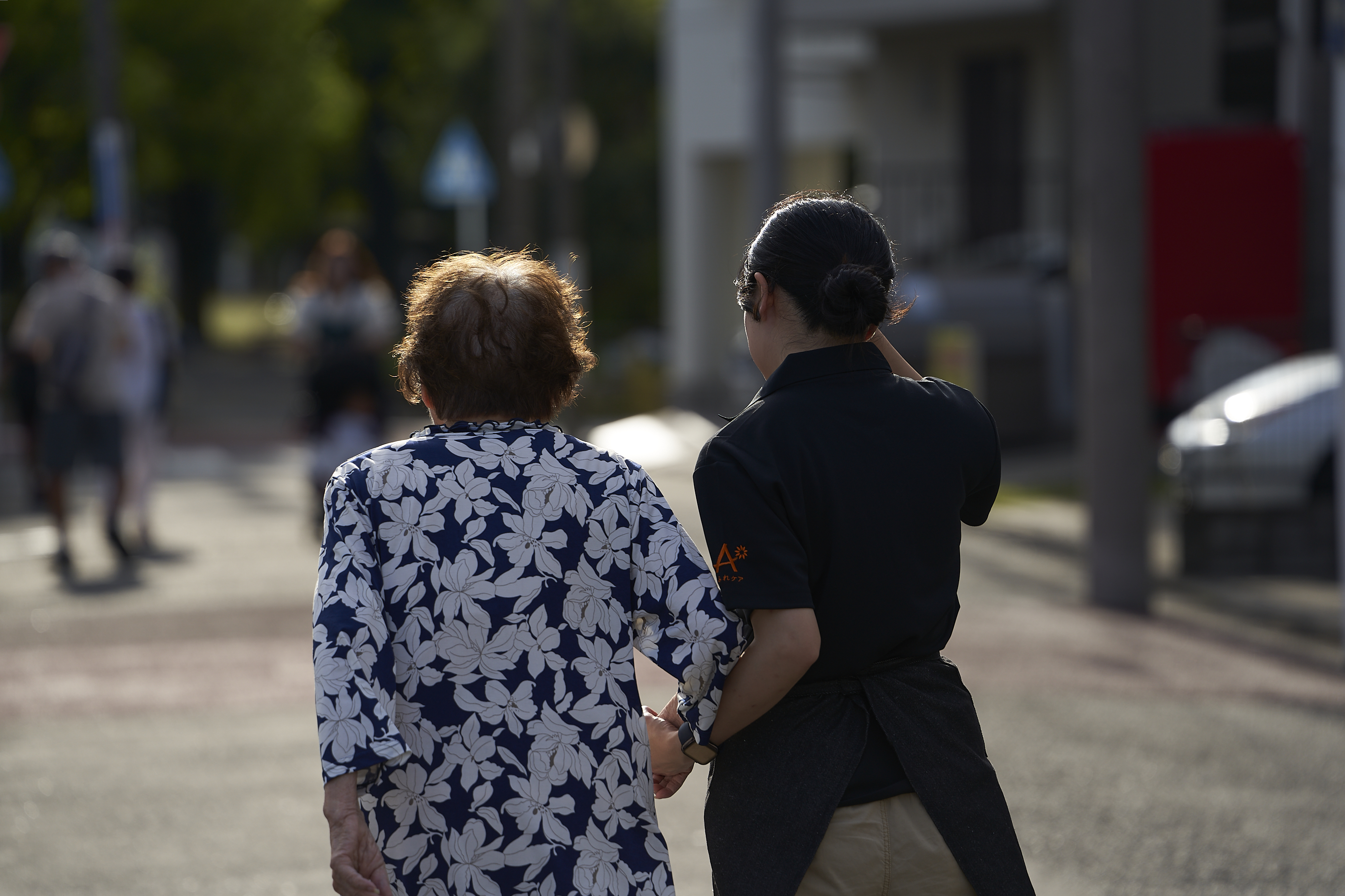 あふれケア株式会社|【西横浜駅から徒歩6分】デイサービスあふれのデイカフェ西横浜