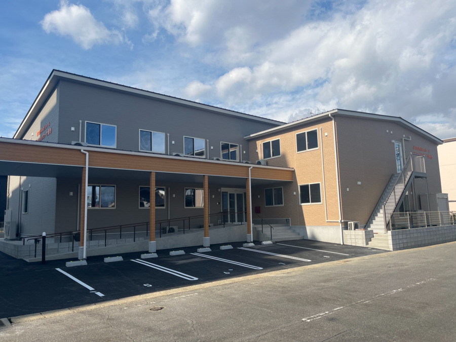 株式会社アロハケア／住宅型有料老人ホーム　コンフォルタカーサ菱池