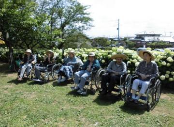社会福祉法人グローリング|社会福祉法人グローリング　特別養護老人ホーム  ローレル高柳