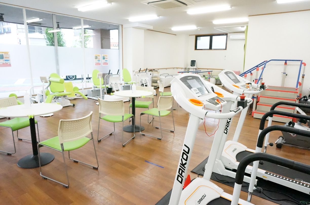 エフィラグループ株式会社／デイサービス  ポパイ 秦野