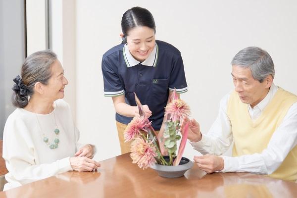 株式会社アズパートナーズ／アズハイム葛飾白鳥デイサービスセンター