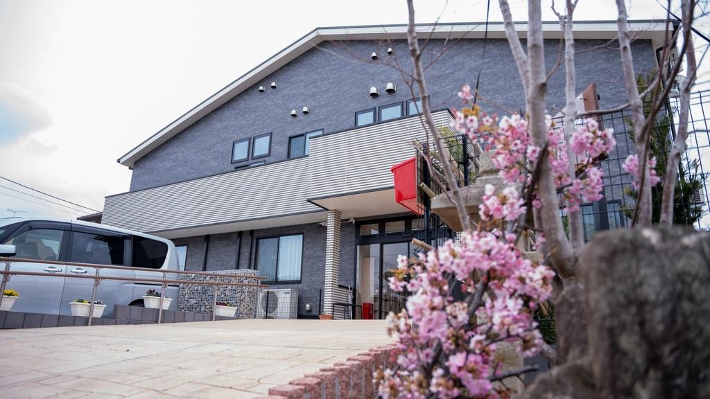 ピースフリーケアグループ／住宅型有料老人ホーム　２４かんご南篠崎(メディケアポート)