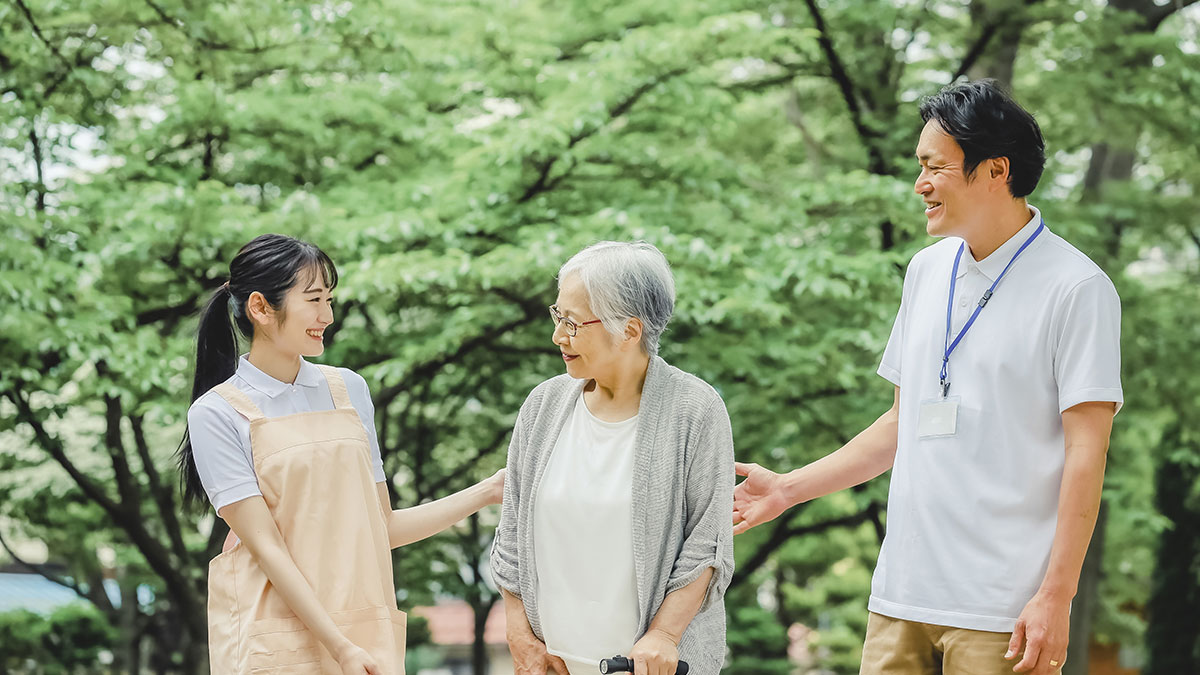 介護業界ってどんな状況？転職前に知っておきたい課題や改善への取り組みをご紹介