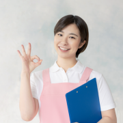 生活支援員になるには？必要な資格や求められるスキルを解説！